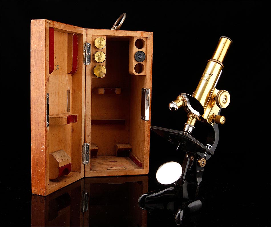 microscopio antiguo Leitz