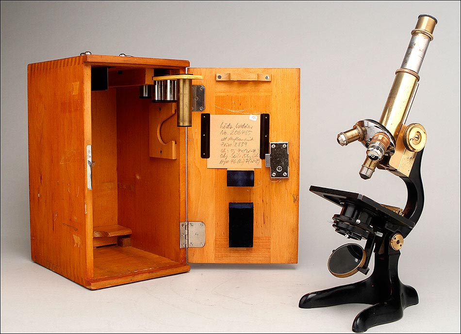 microscopio antiguo Leitz