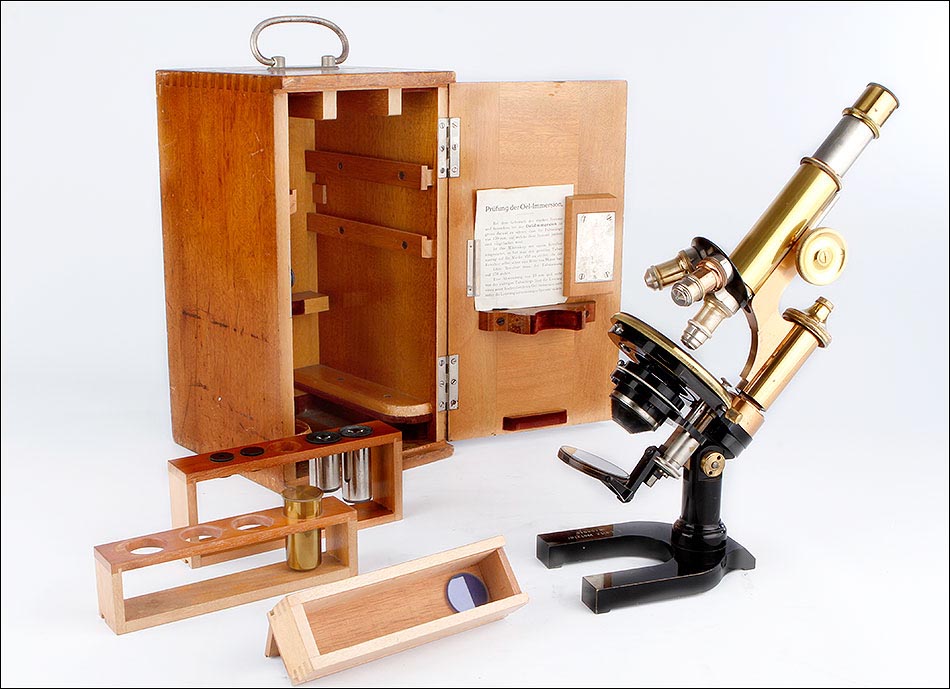 microscopio Leitz Antiguo