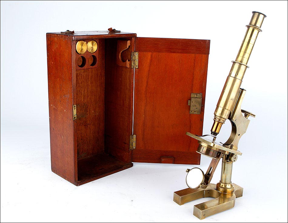 microscopio antiguo Watson