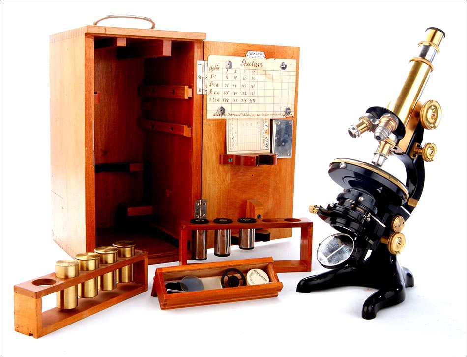 microscopio Leitz Antiguo