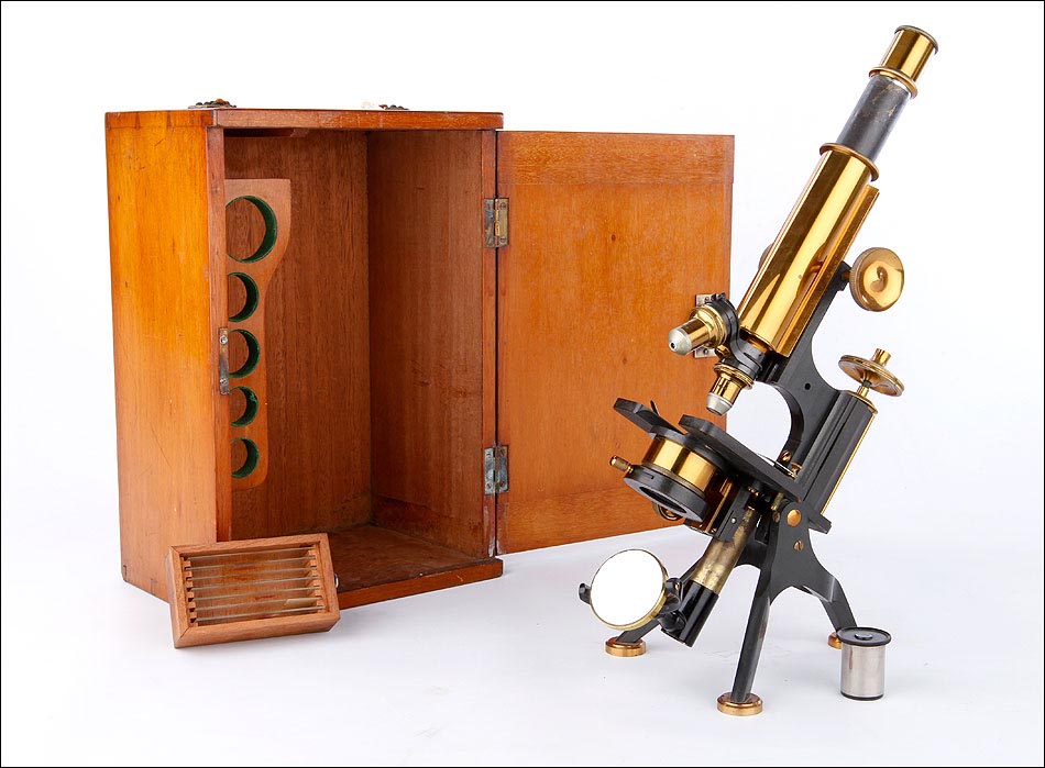 Microscopio Johnson & Sons