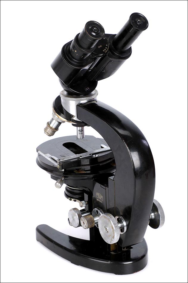 Microscopio Carl Zeiss MonoBinocular. Alemania. Años 60