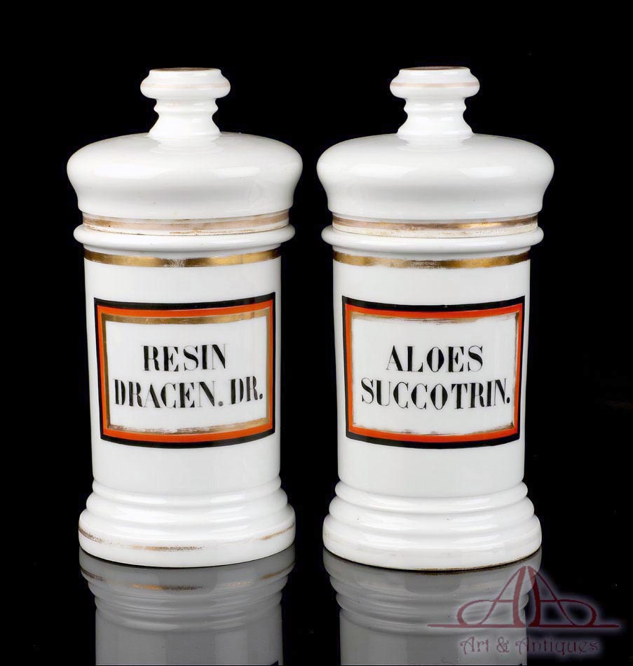 Botes de Farmacia de Porcelana Antiguos. España, Circa 1900-1930
