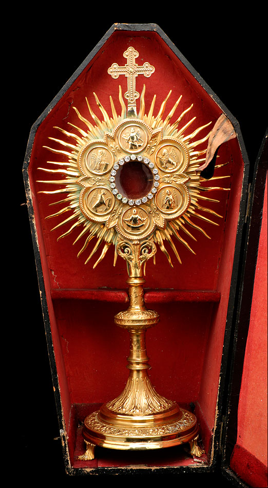 Custodia Antigua de Latón Dorado