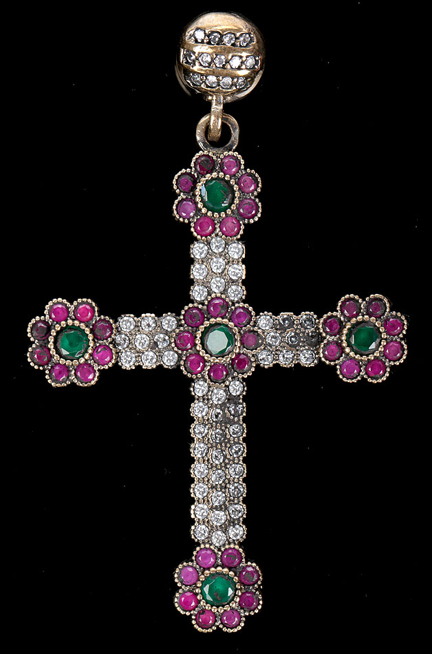 Cruz de Pecho: Plata, Bronce, Topacios, Calcitas  y Ágatas . Años 70-80