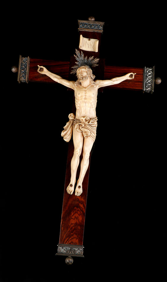 Antiguo Cristo de Marfil. CITES. España, Circa 1900