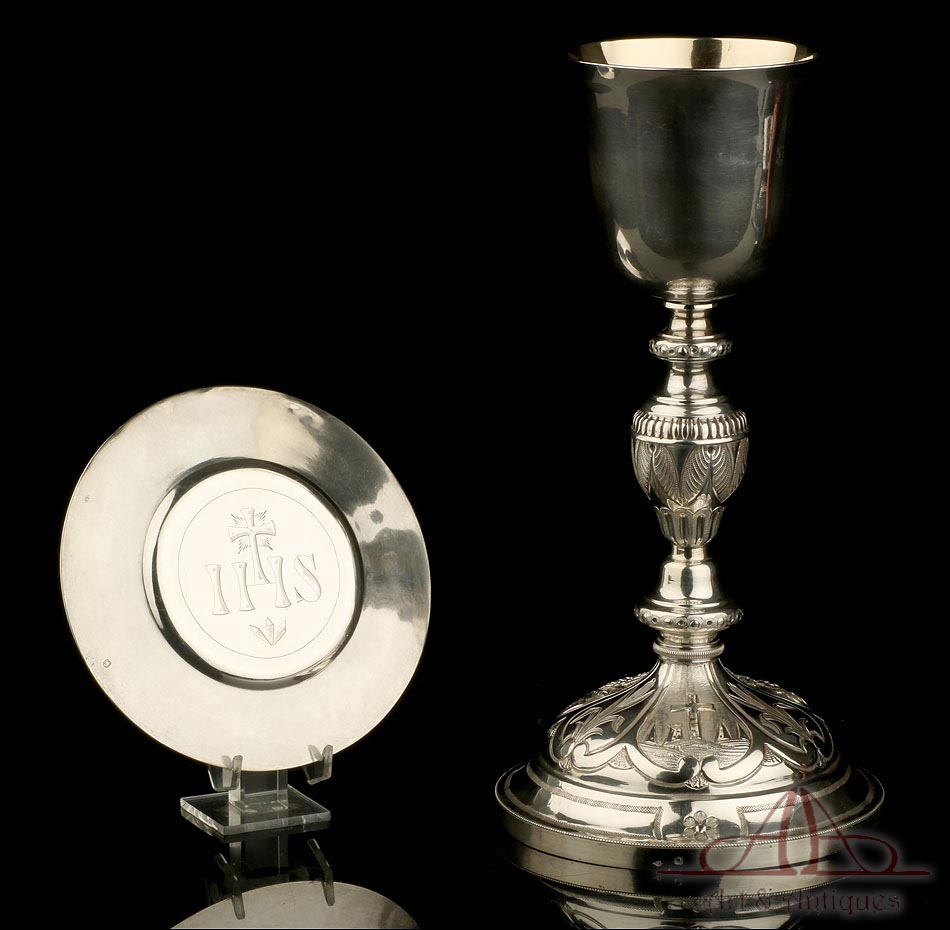 Antiguo Cáliz y Patena en Plata Maciza. Fabricado en Francia, Siglo XIX