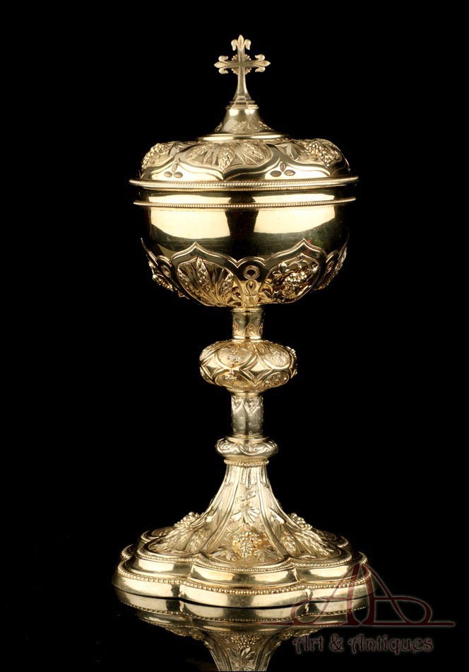 Antiguo Copón en Plata Dorada. Francia, S.XIX