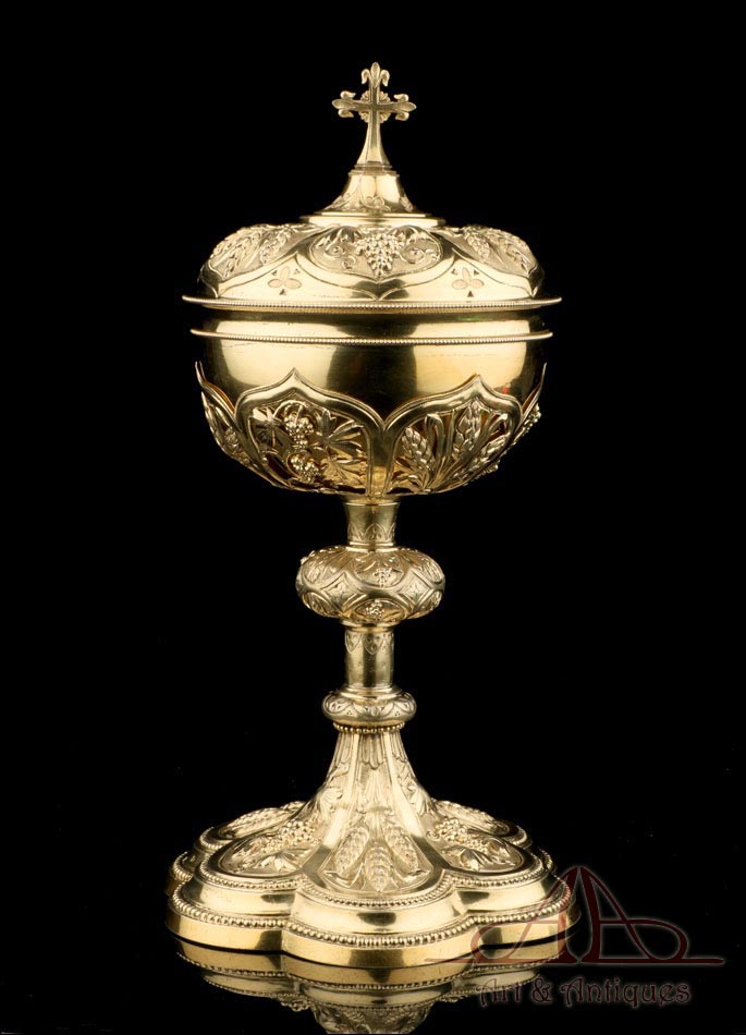 Antiguo Copón en Plata Dorada. Francia, S. XIX