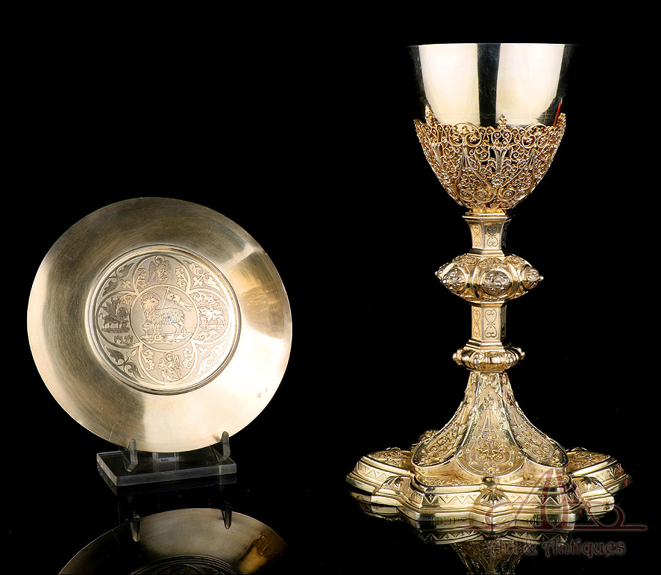 Antiguo Cáliz de Plata Dorada