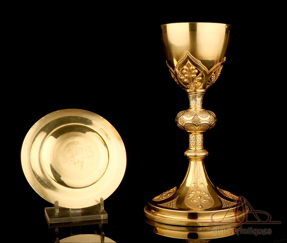 Antiguo Cáliz en Plata y Metal Dorado. Patena. Circa 1900