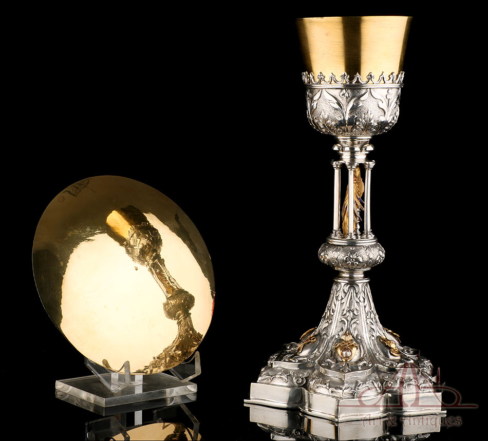 Maravilloso Cáliz Antiguo en Plata, Oro y Plata Dorada. Diamante. España, 1900