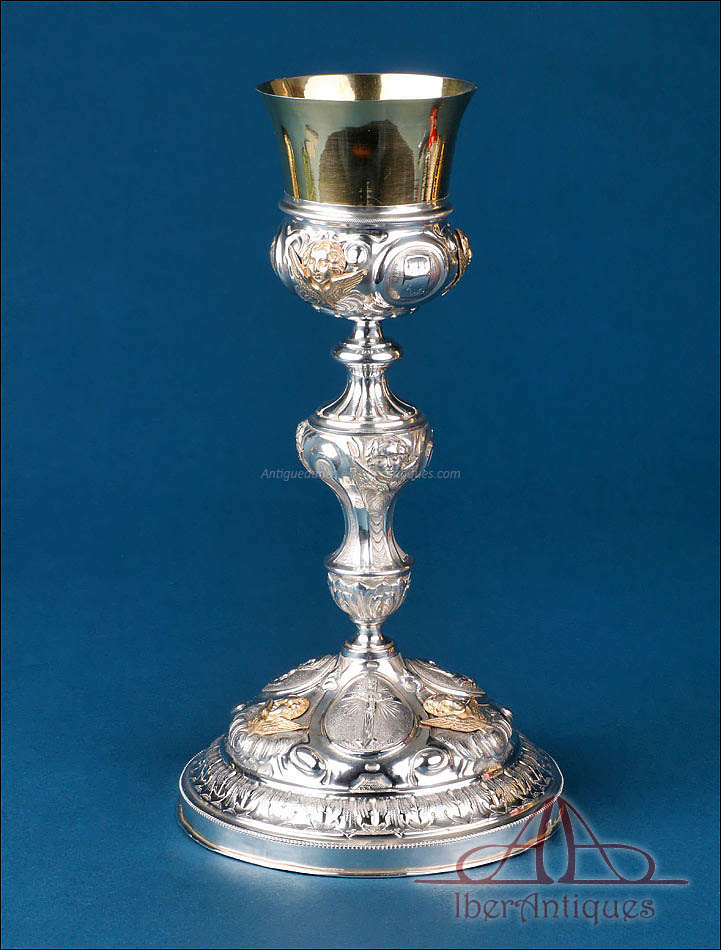 Cáliz antiguo de plata blanca y dorada de Josep Casas, Barcelona, siglo XIX