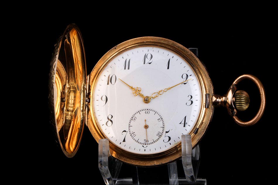 Antiguo Reloj de Bolsillo Suizo en Oro de 14K.