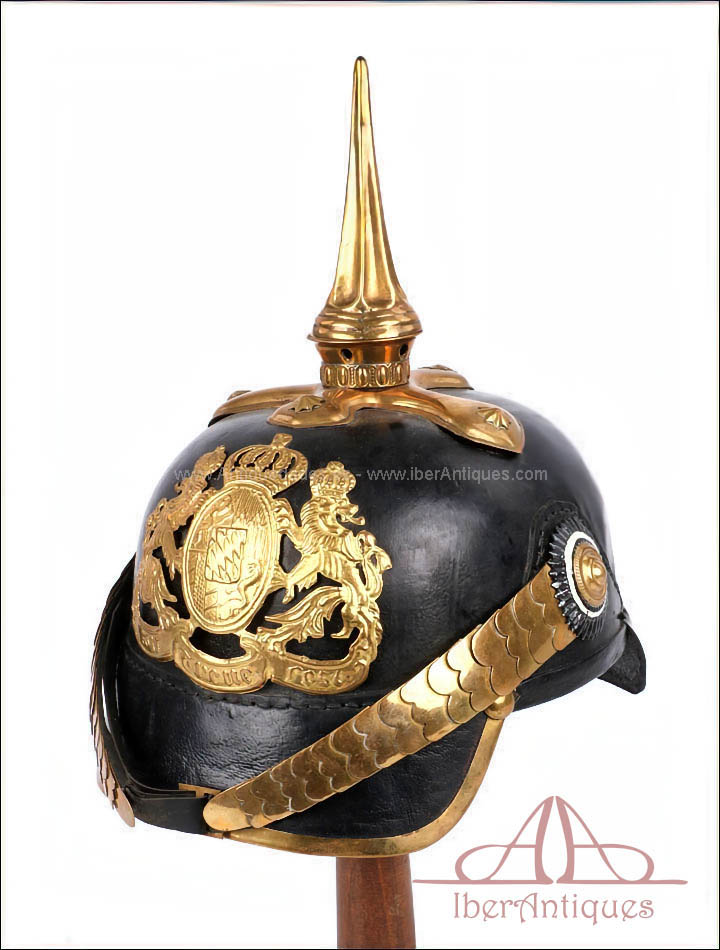 Casco Pickelhaube Alemán Restaurado. Alemania, circa 1900
