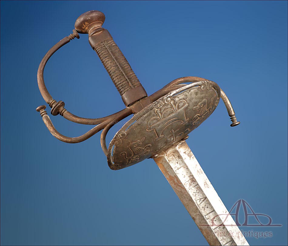 Antigua Espada de Conchas. Enrique Coel en Alemania.  S. XVII . Circa 1650.