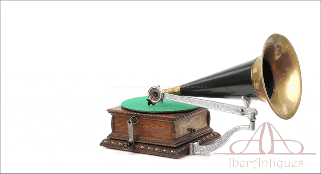 Antiguo Gramófono Columbia AJ. Manivela lateral. USA, circa 1903