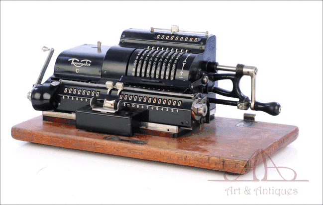 Calculadora Mecánica Antigua Triumphator C. Alemania, 1927
