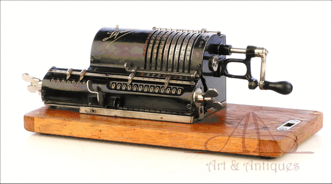 Antigua Calculadora Mecánica Lipsia Modelo 1. Alemania, Circa 1920