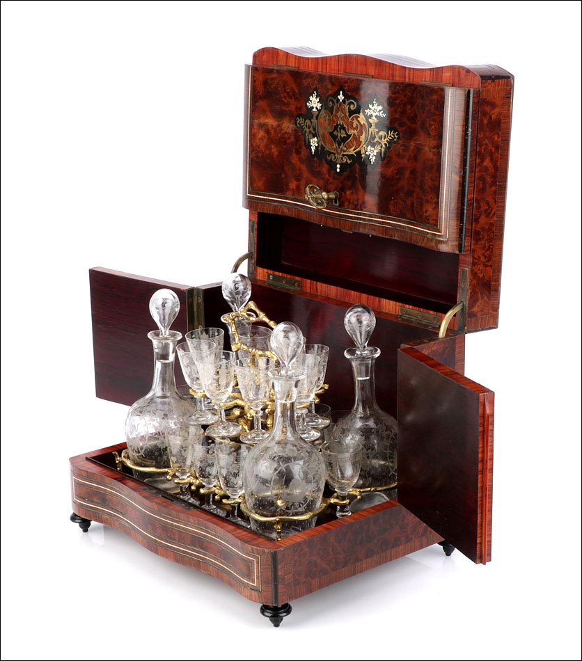 Antigua Licorera Francesa. Francia, Circa 1900