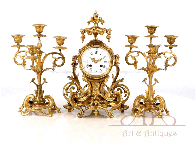 Antiguo Reloj y Candelabros de Bronce. Japy Freres. Francia, Circa 1900