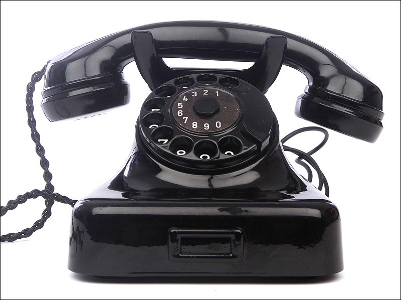 Decorativo Teléfono Vintage Alemán, Fabricado en Baquelita Blanca en los  Años 40. Funcionando