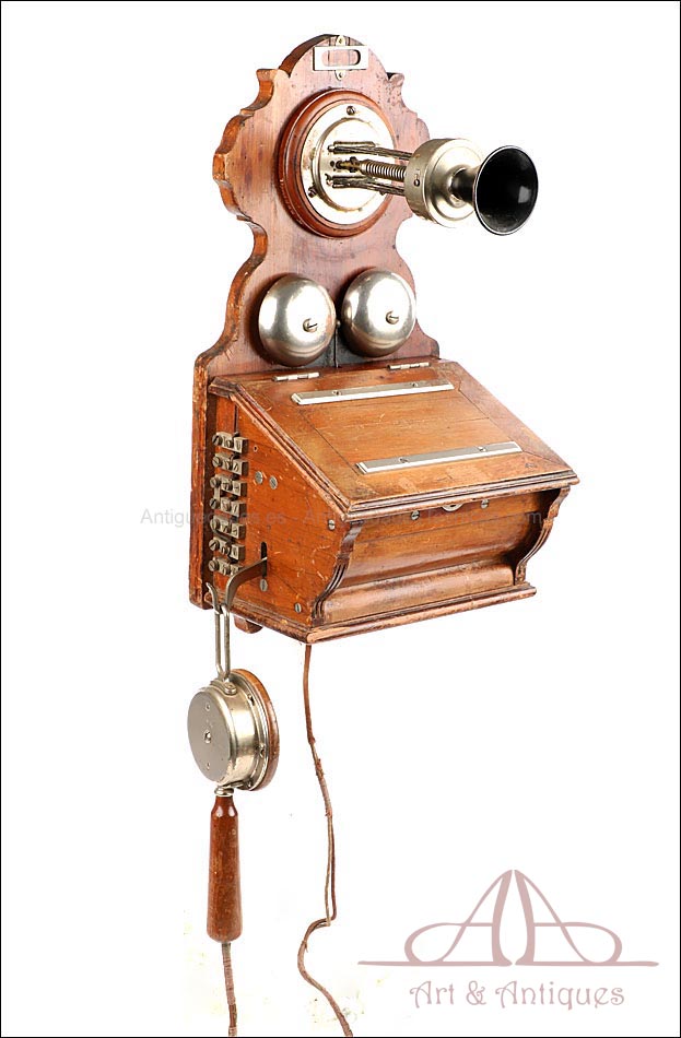 Teléfono de Pared Antiguo. Circa 1880